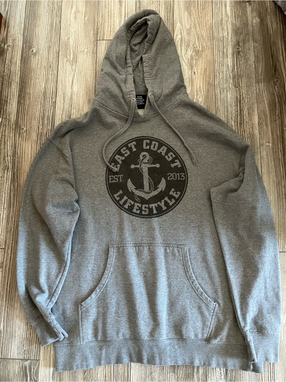 🌸 East Coast Lifestyle Men's Gray Hoodie